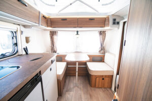 ハイマー エリバ ツーリング310