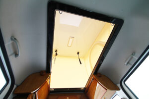 ピッコロキャンパー+ポップアップルーフ