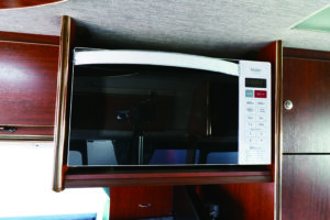 バカンチェス ふたりのクルマ旅 ダイネット