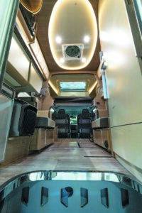 アストラーレ GX4