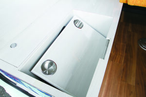 リゾートデュオ ルクシオ IV(ワゴンベース)