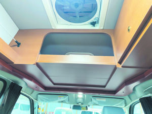 カレントキャンパー ピコ ハイルーフ